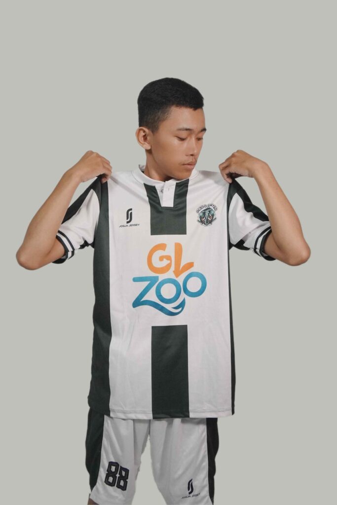 Cara Menjaga Warna Jersey Custom Jogja Agar Tetap Cerah dan Awet