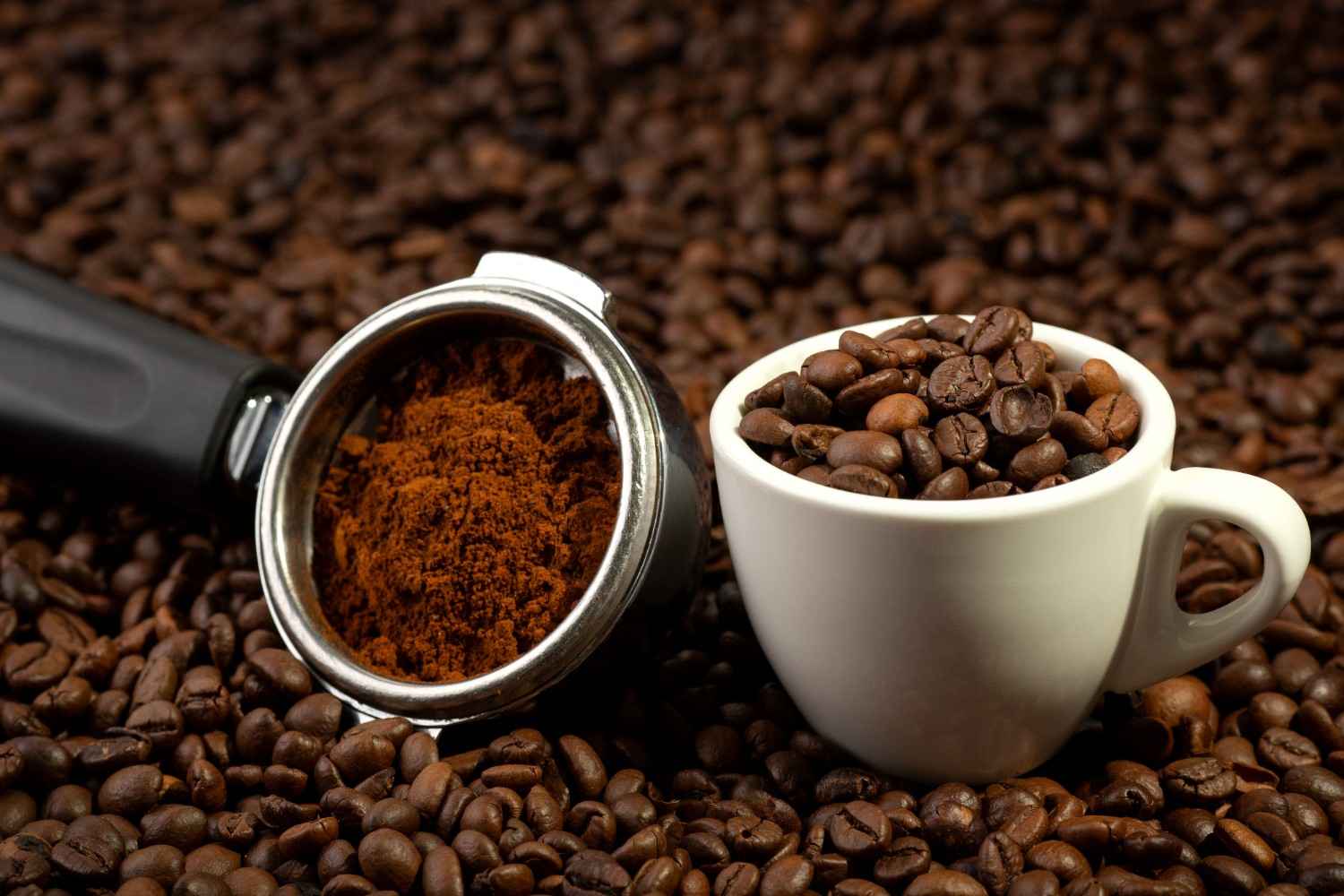 Hasil Kupas Kopi Kering Merata dan Berkualitas