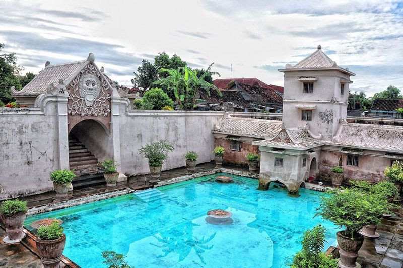 Taman Sari Underground Tunnels: Exploring Yogyakarta’s Hidden Heritage