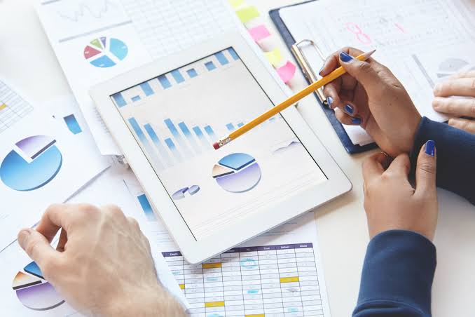 Perbedaan Omzet dan Laba dalam Bisnis