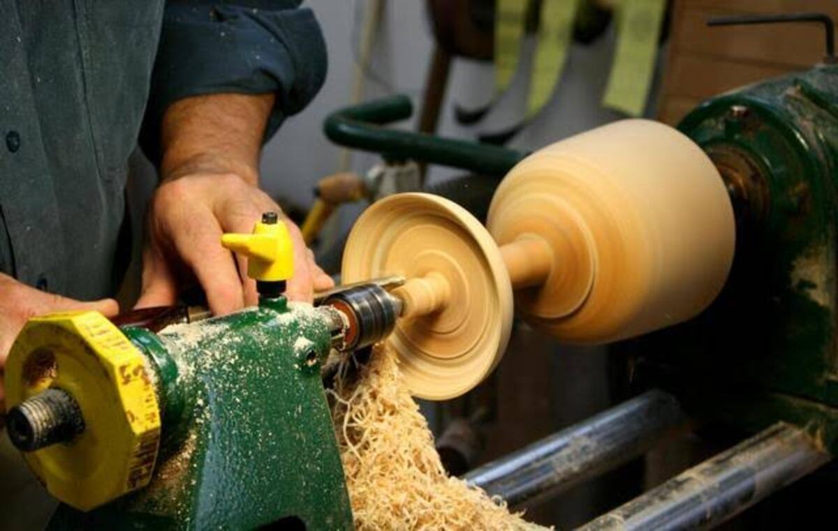 tips hasil bubutan kayu rapi, Halus dan Presisi