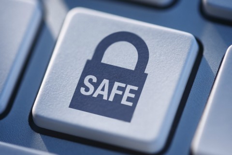 Tips Menggunakan Internet dengan Aman Setiap Hari